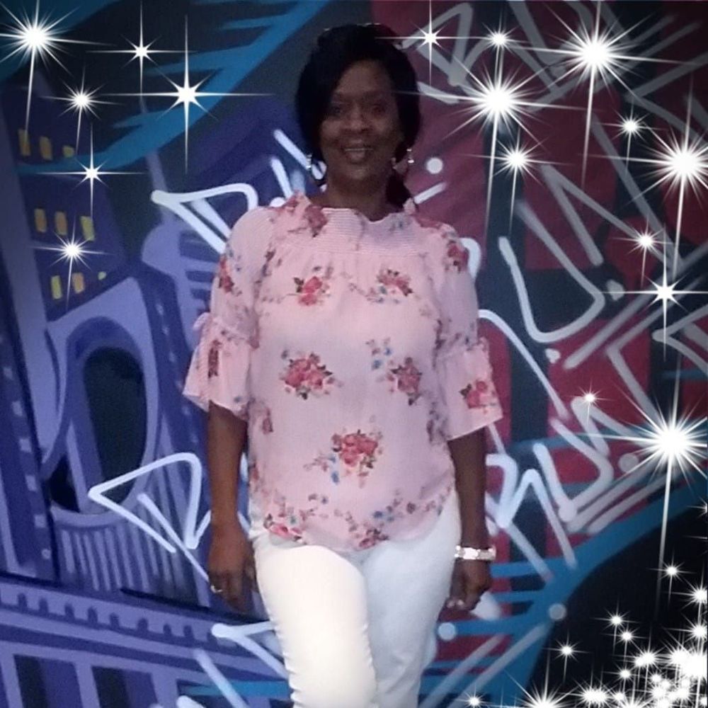 Meet your Posher, Sharl